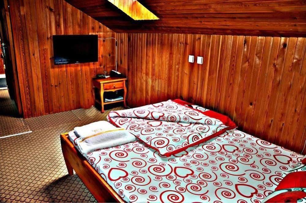 Onal Motel Uzungöl Exterior foto
